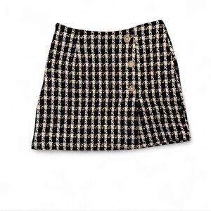 Black & white plaid mini skirt with side zipper